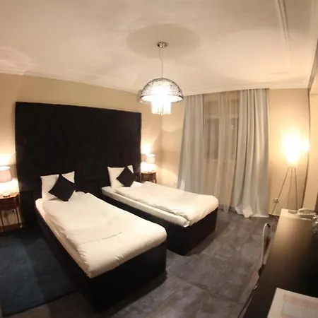 Kosta's 4* Podgorica